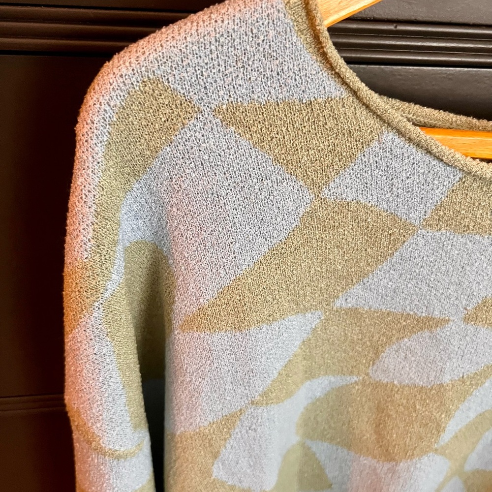 VICI Rowyn Checkered Abstract Sweater - Picture 4 of 9